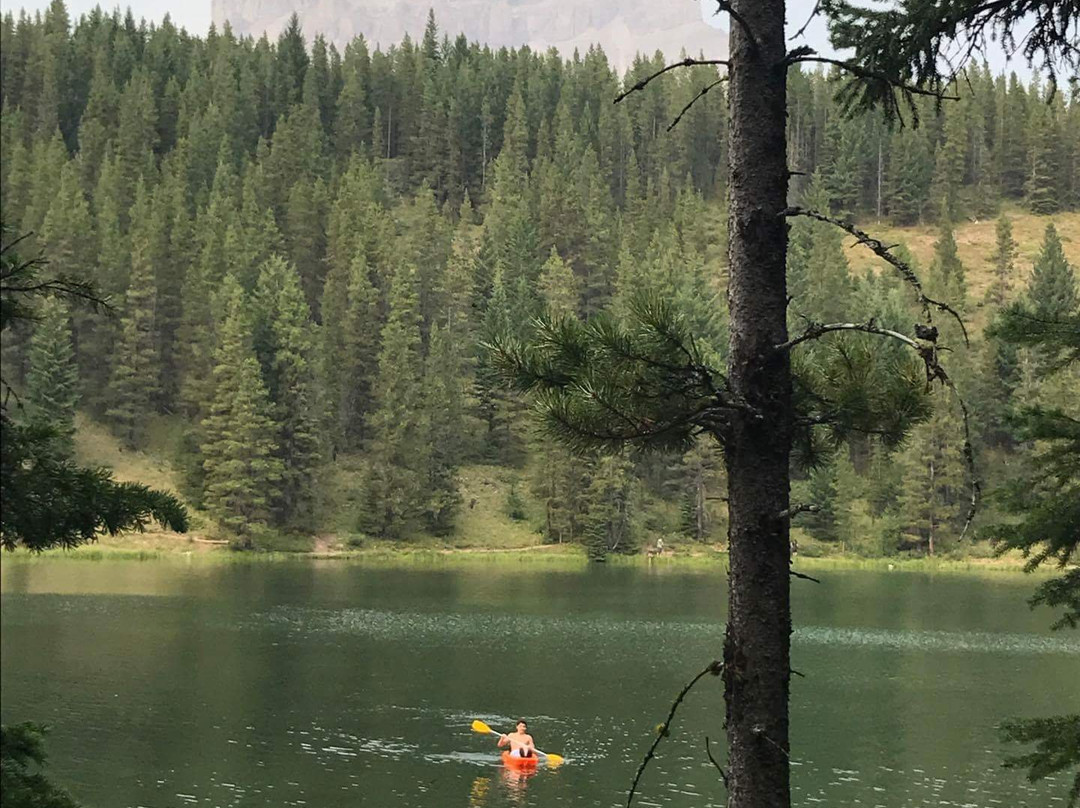 Chinook Lake Campground景点图片