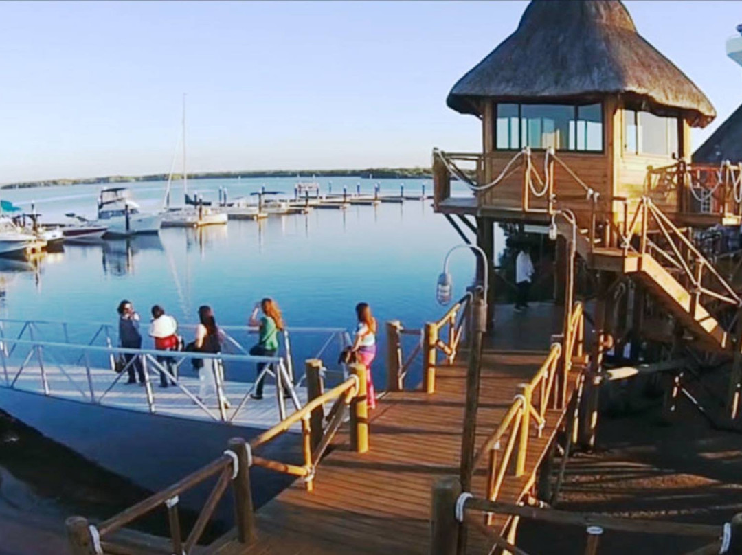 Navolato旅游景点-Marina & Club de Yates Isla Cortes