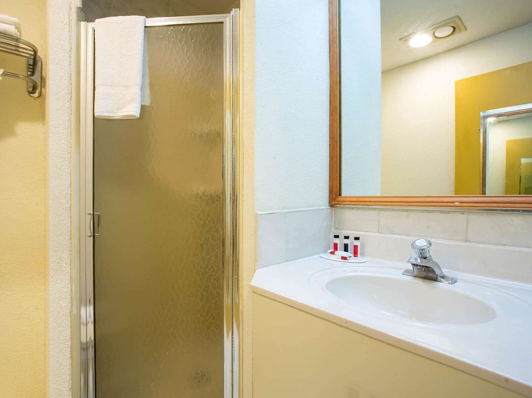 朗内米德费城地区戴斯酒店主图