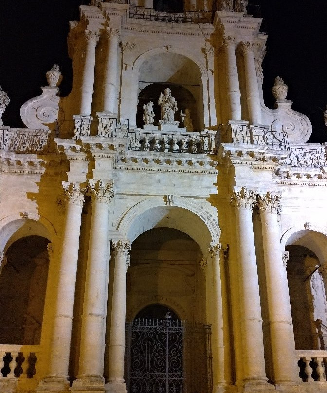 Basilica di San Paolo-帕拉佐洛-阿克雷德必去景点