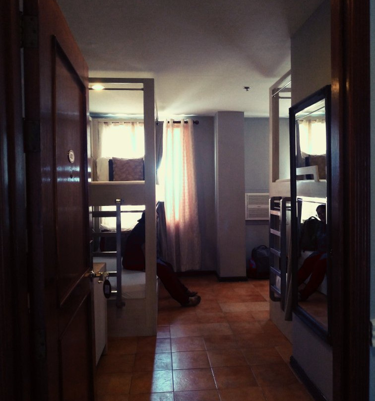 Almont City Hotel主图