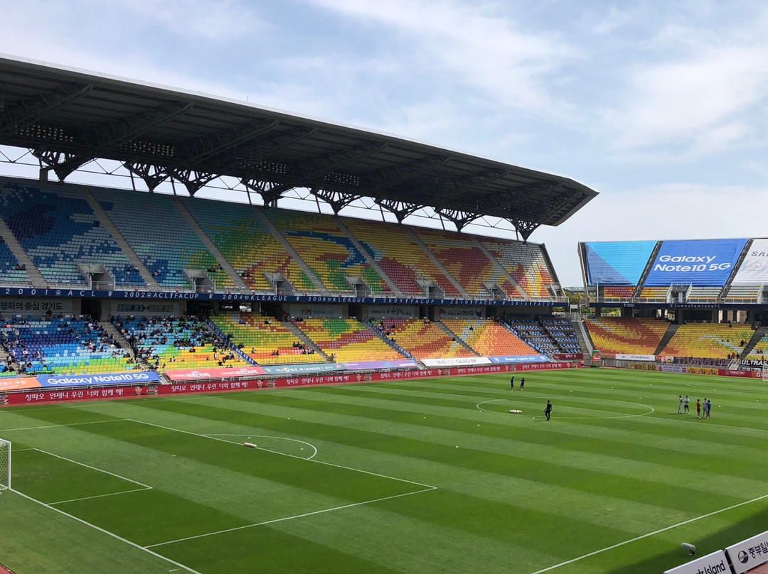 Suwon World Cup Stadium景点图片