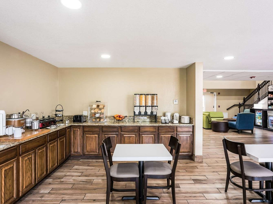 Mainstay Suites主图