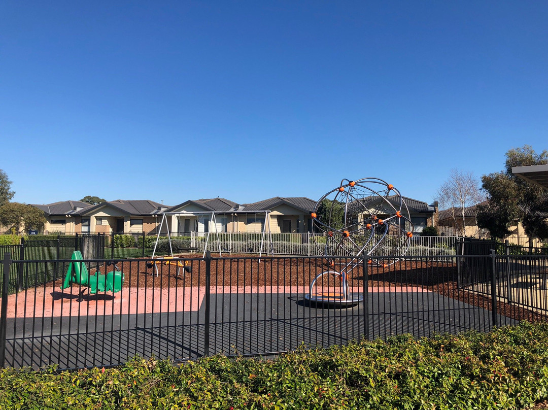 Sandhurst Playground景点图片