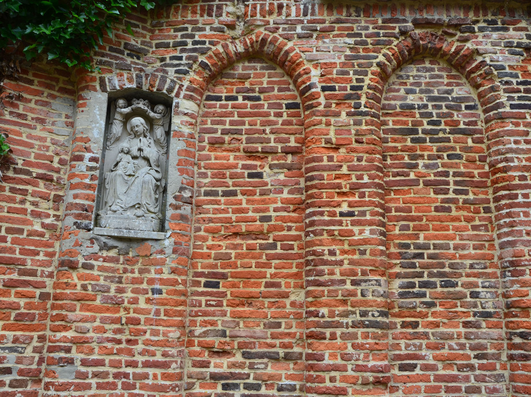 Den Troon