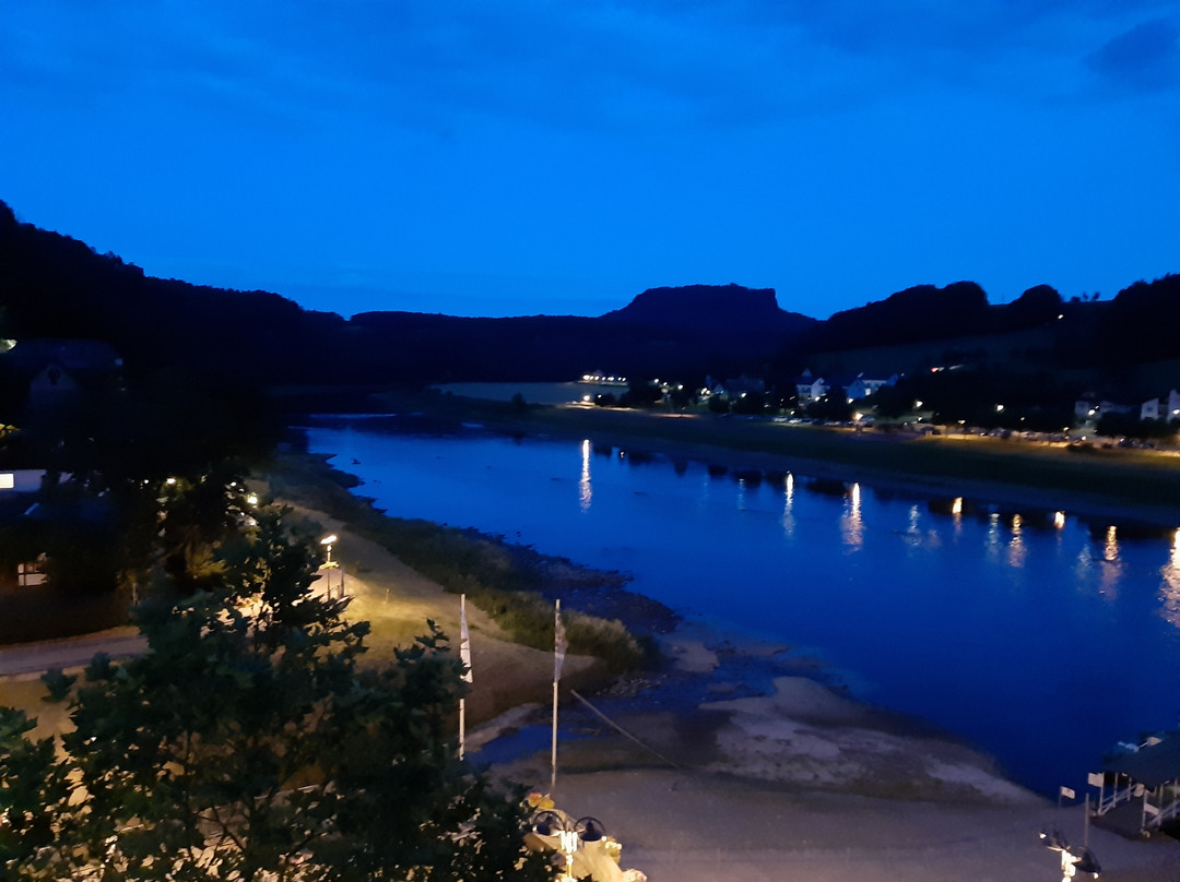 埃尔贝特酒店主图