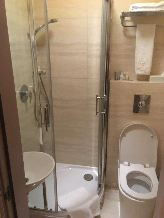 Hotel19主图