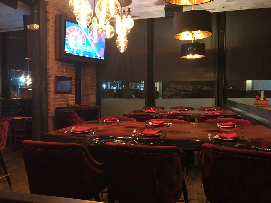 Nightly Spirits-丹佛必去景点