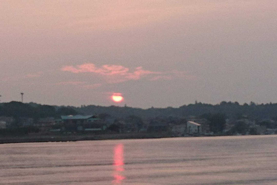 Mikuni Port Breakwater景点图片