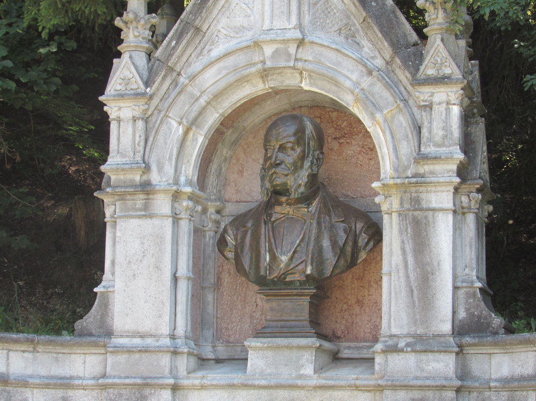 Kaiser Wilhelm Denkmal-泉卡斯汀必去景点