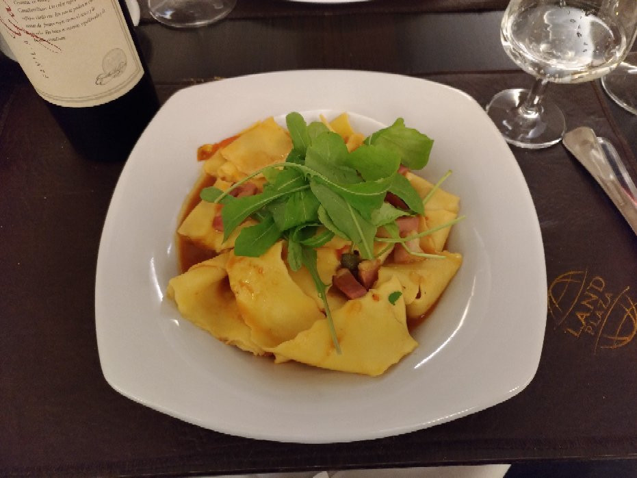 Hotel Land Plaza Bahia Blanca主图