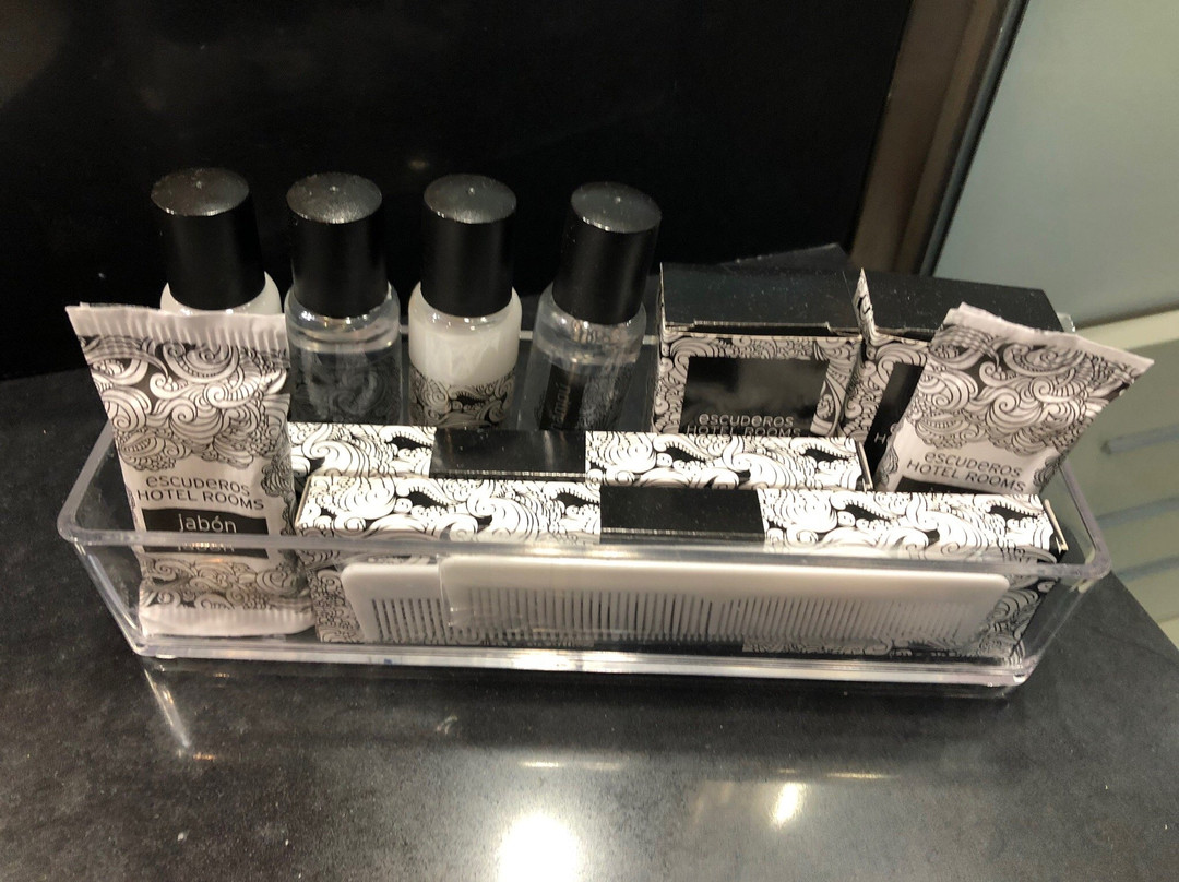 Escuderos Hotel Cruz主图