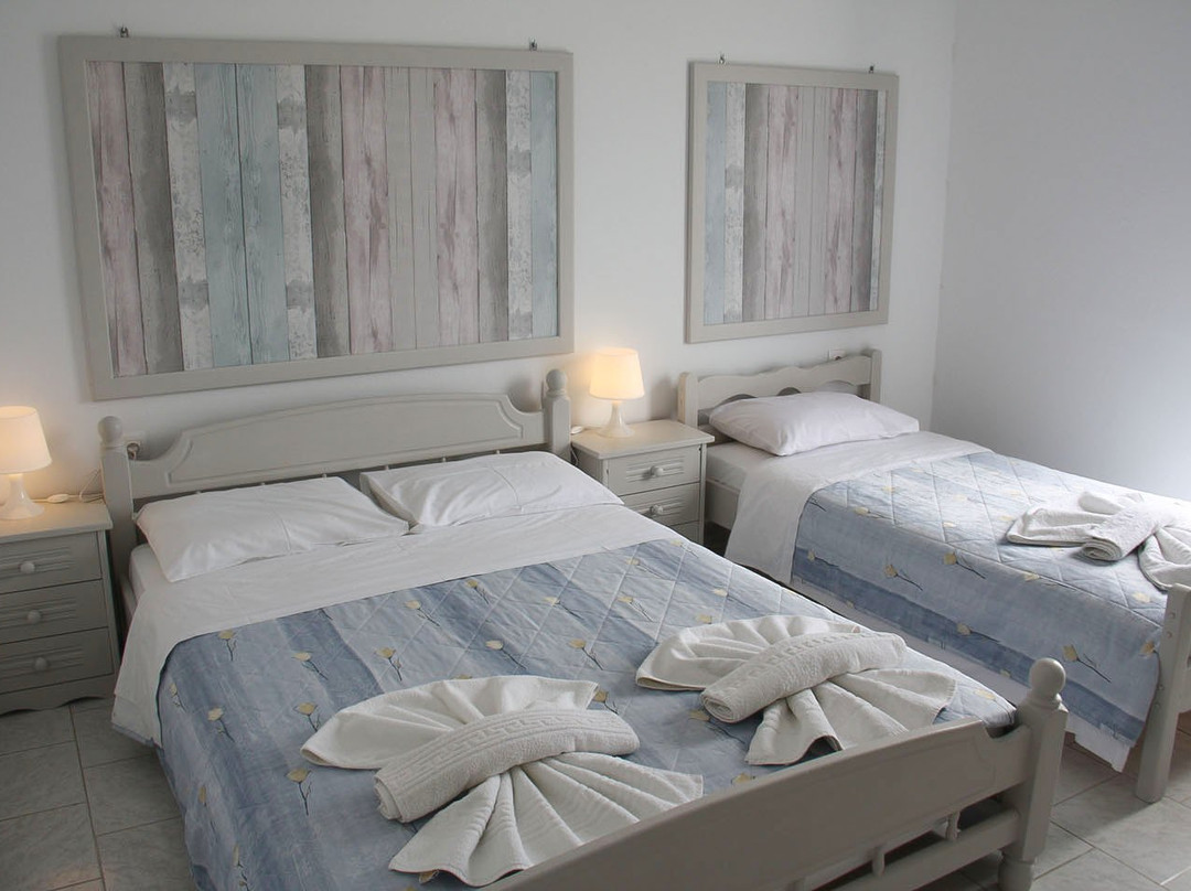 Calypso Apartments主图