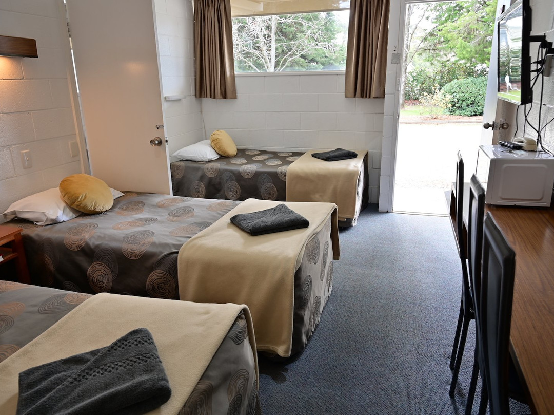 Byer Fountain Motor Inn主图