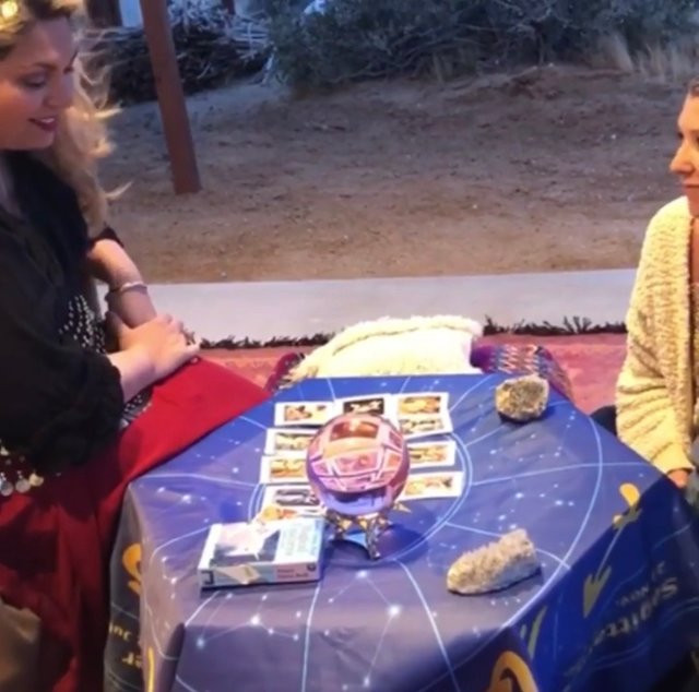 Psychic Tiffani Rose-Highland必去景点