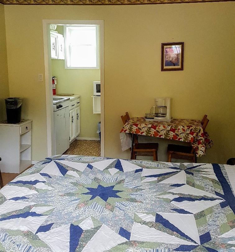 The Victorian Motel and RV Park主图