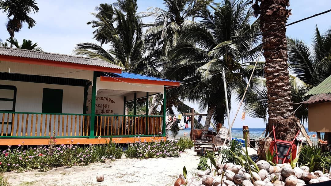 Sebukang Bay Resort主图