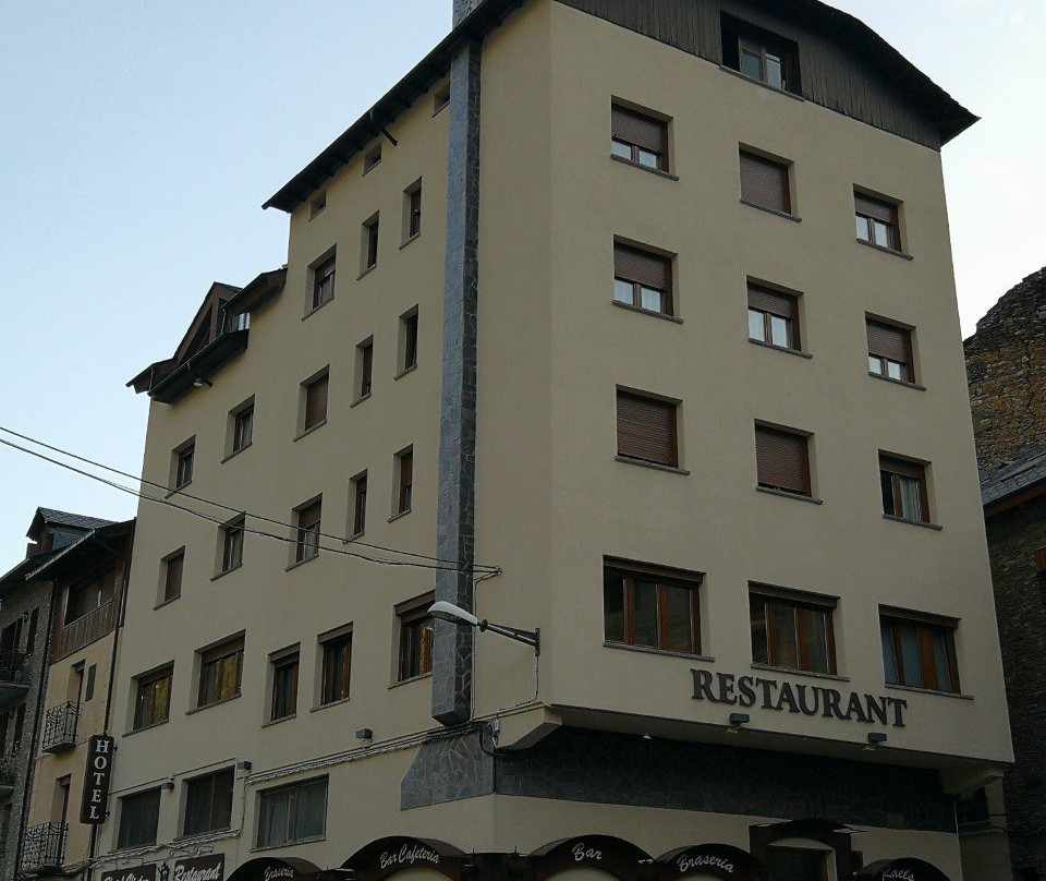 维克多酒店主图