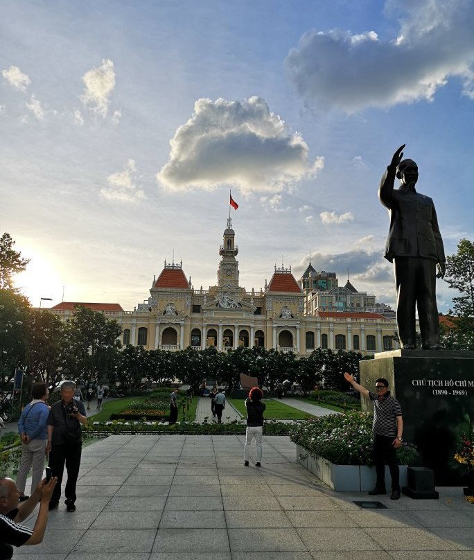 People's Committee Building景点图片