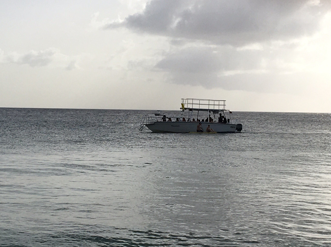 Sea Spray Watersports-圣詹姆斯必去景点