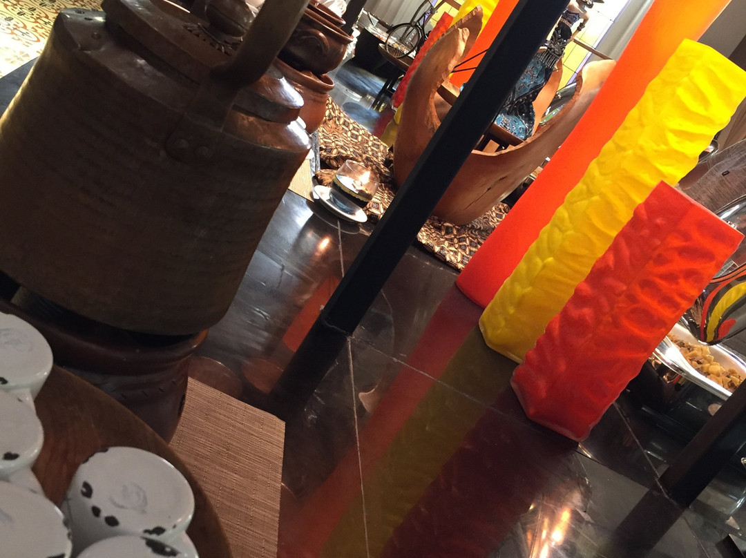 Ramada Suites by Wyndham Solo主图