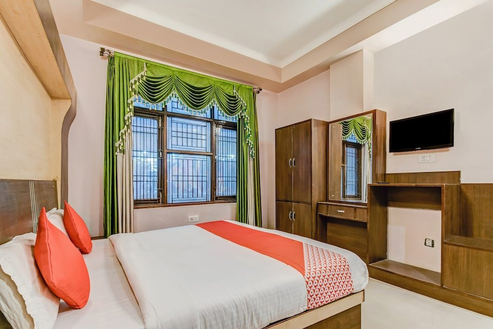 OYO 17109 Hotel Vipul Palace主图