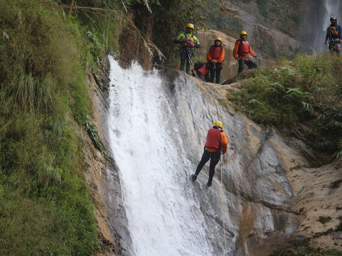 Trishuli River Side Resort主图
