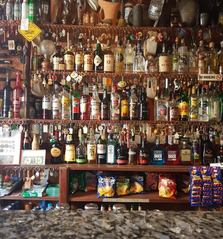 Qala餐馆和美食-Stoneage Bar