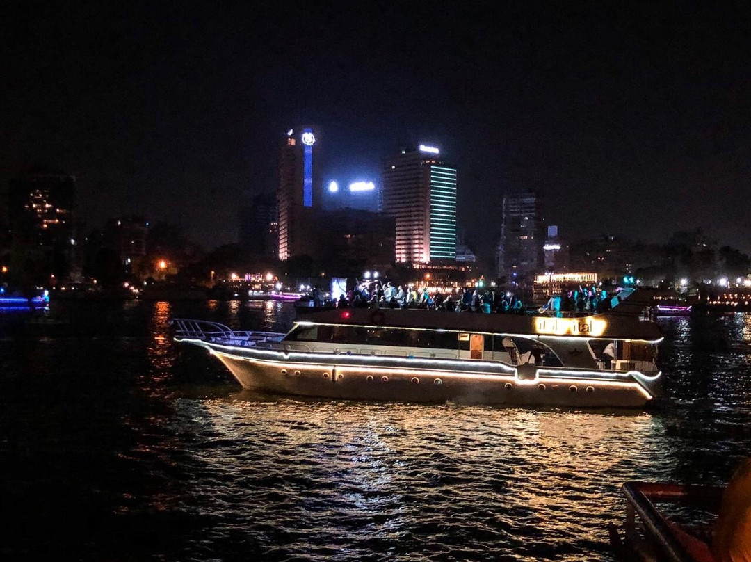 Golden Pharaoh Dinner Cruise-开罗必去景点