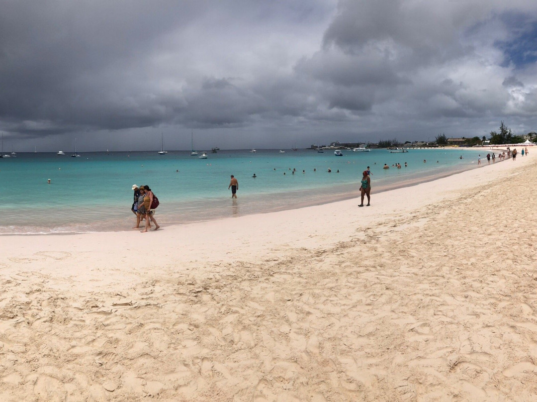 Brighton Beach-布里奇顿必去景点