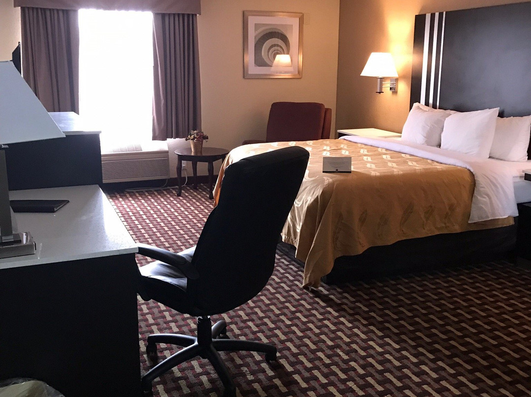 Quality Inn & Suites Middletown - Franklin主图