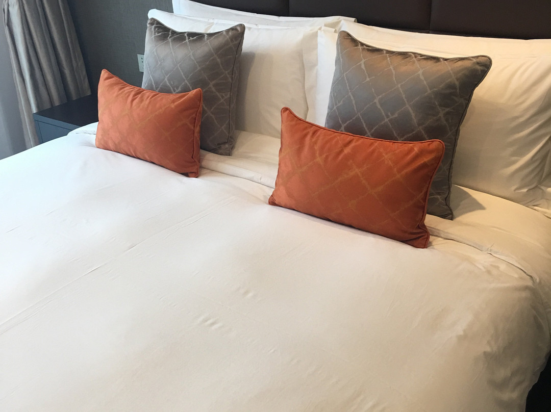 扬州奥卓雅居酒店主图