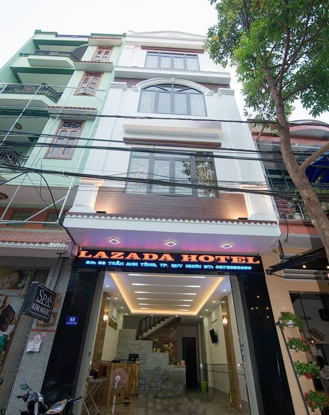 Lazada Hotel主图