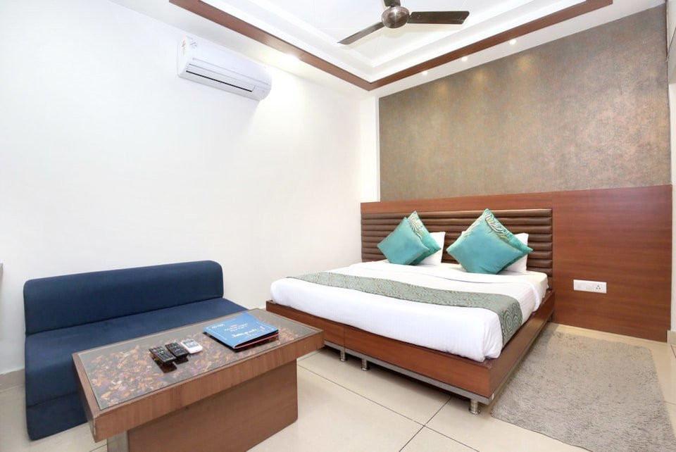 OYO 2860 Hotel 24x7 Inn主图