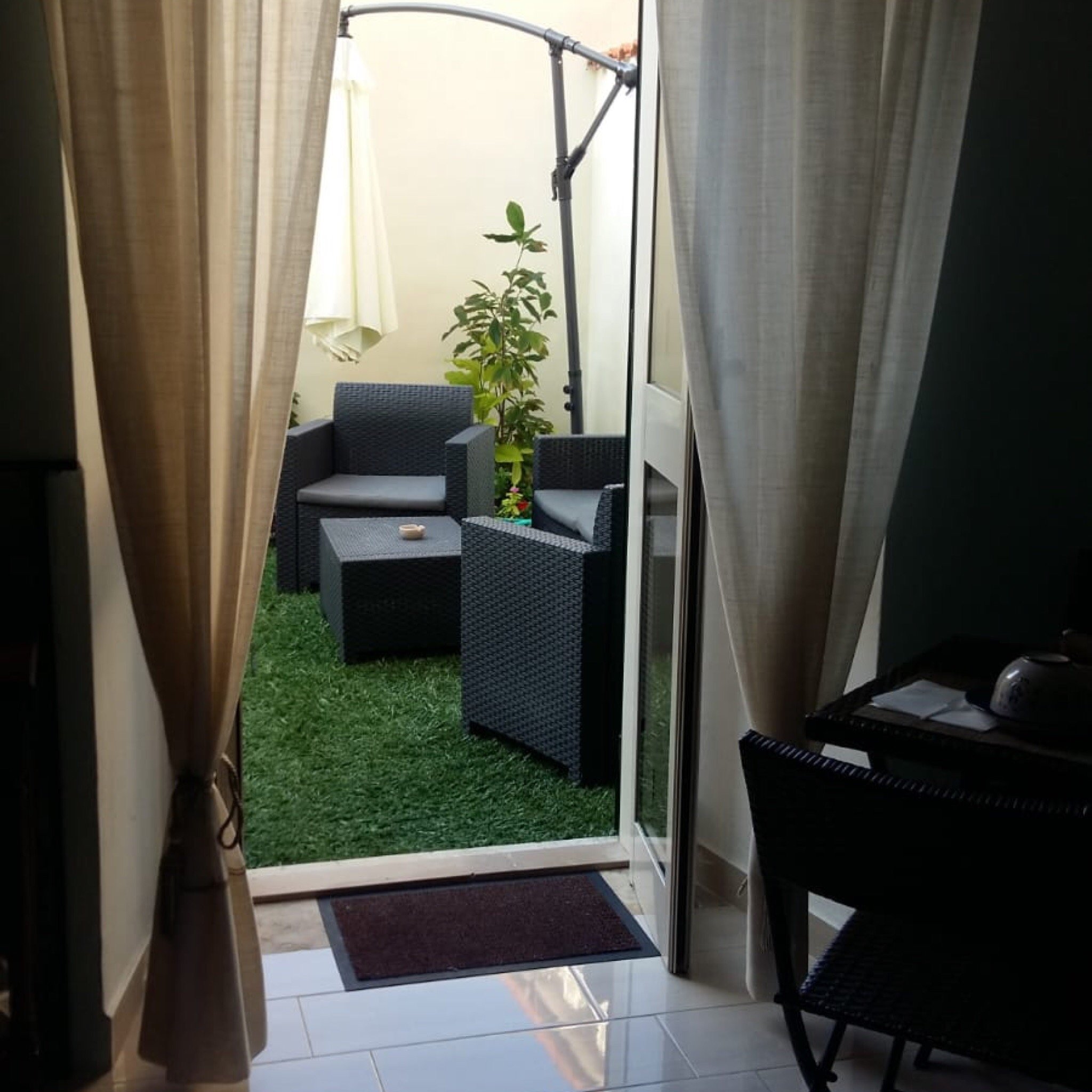 B&B Alos-官方