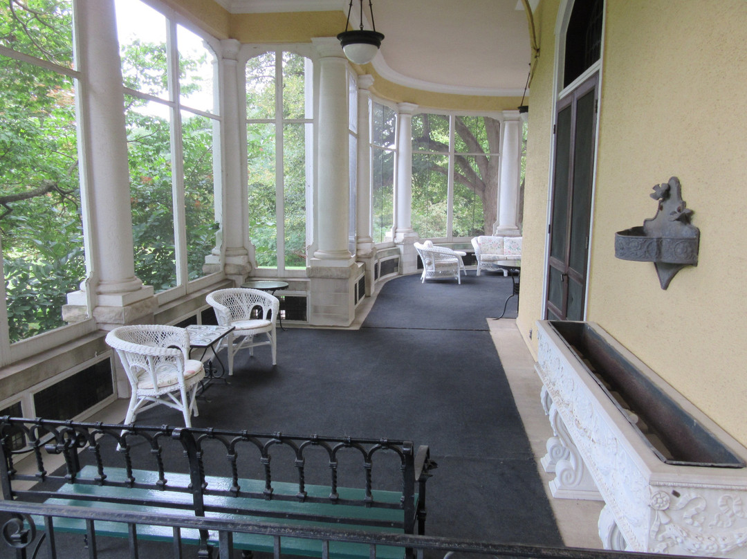 Butterworth Center & Deere-Wiman House-莫林必去景点