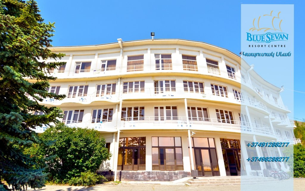 Blue Sevan Hotel