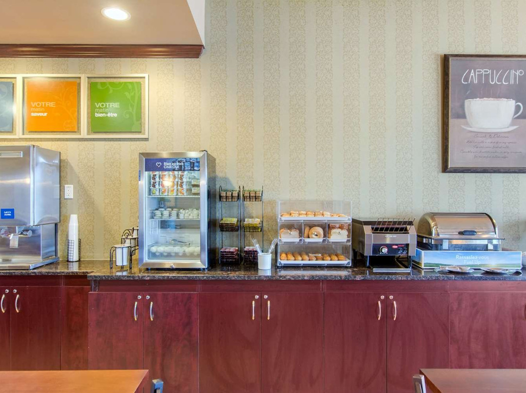 Comfort Inn & Suites主图