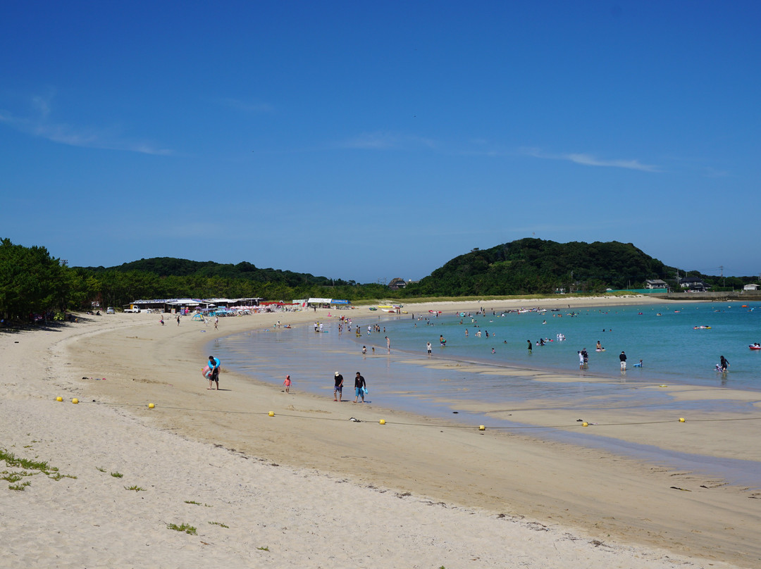 Tsutsukihama Beach景点图片