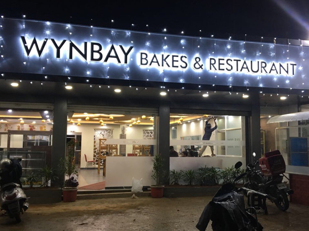 MRR Bakes & Restaurant