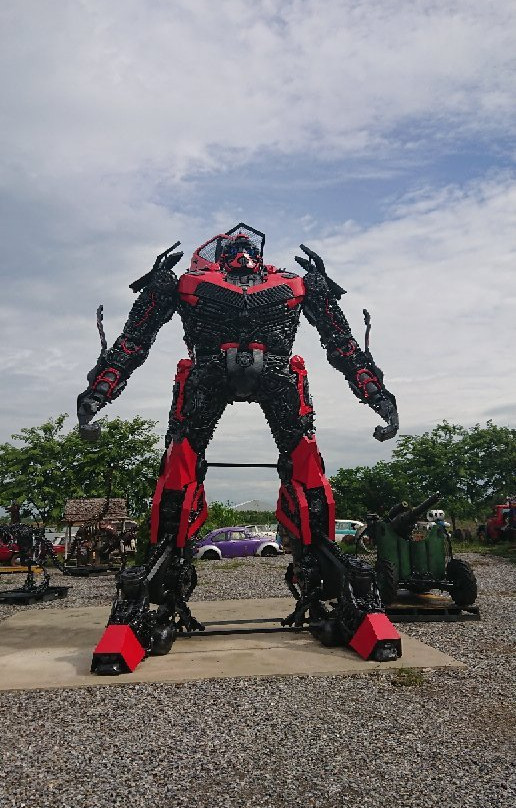 Ban Hun Lek-红统必去景点