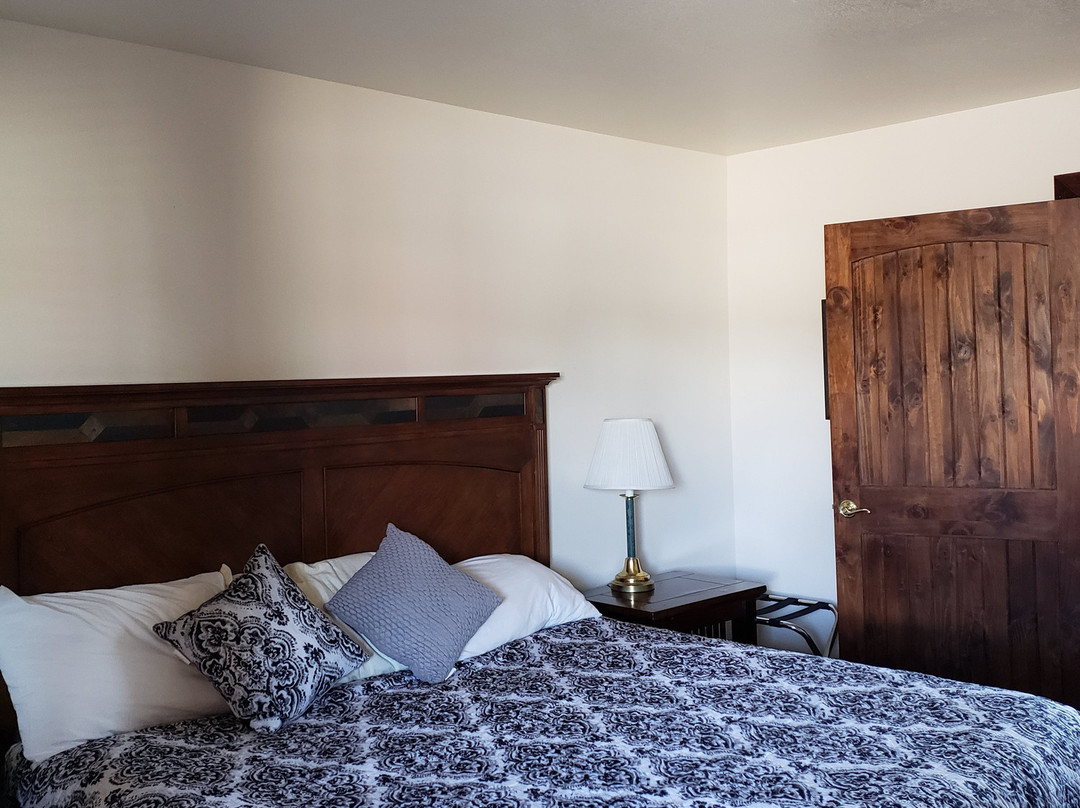 Circle R Motel主图