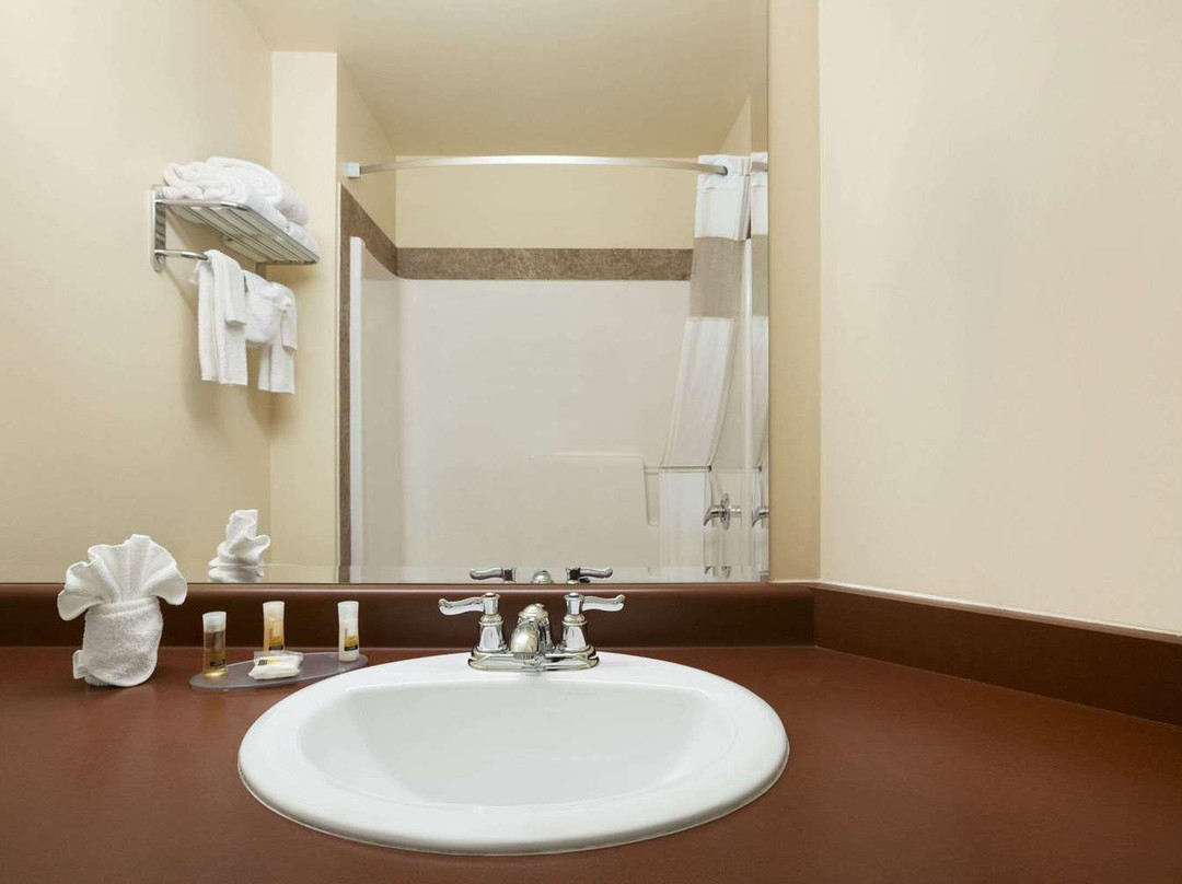 Days Inn by Wyndham Dawson Creek主图