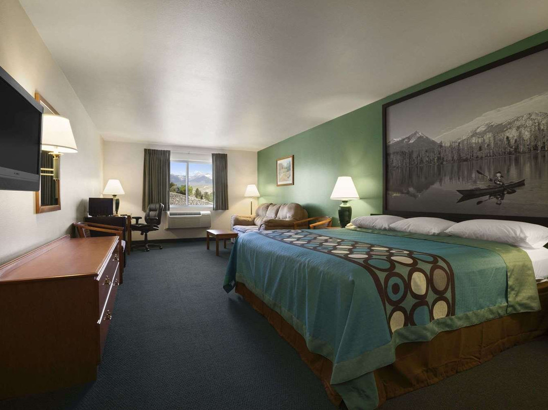 Super 8 by Wyndham Salmon主图