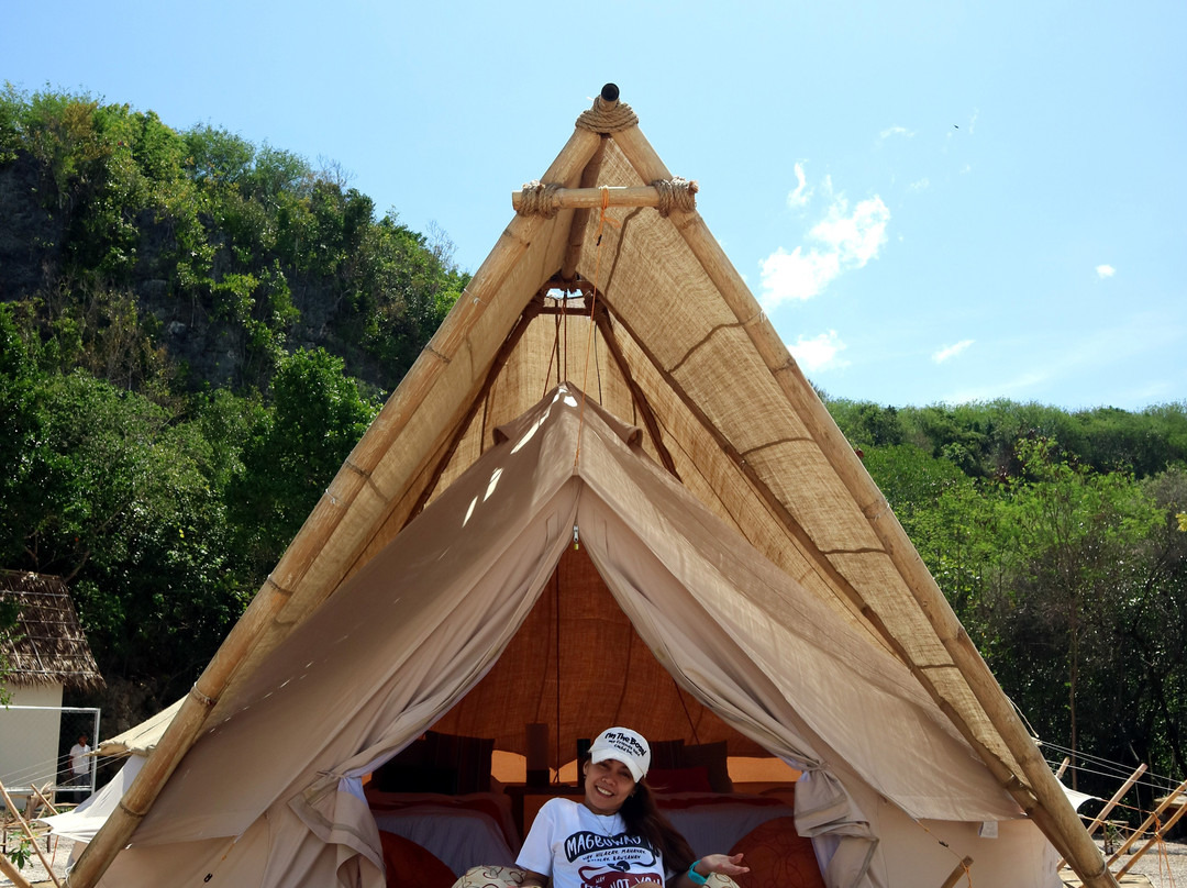 苏米龙蓝水岛度假村主图