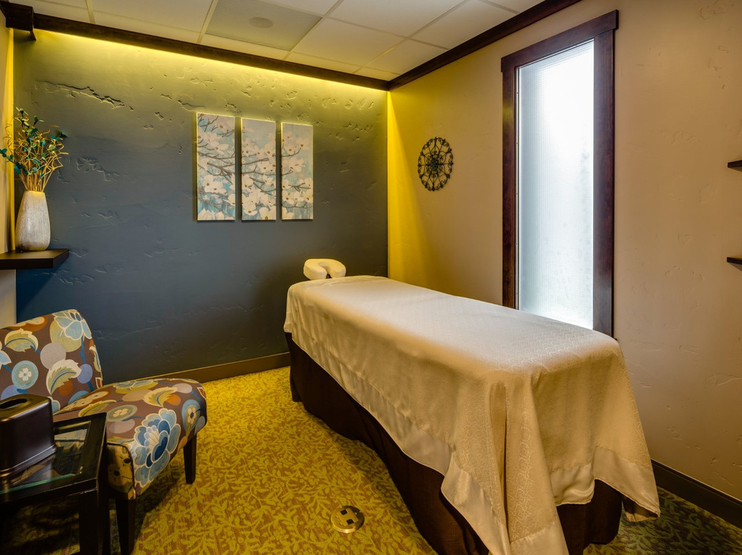 Alaska Massage Clinic景点图片