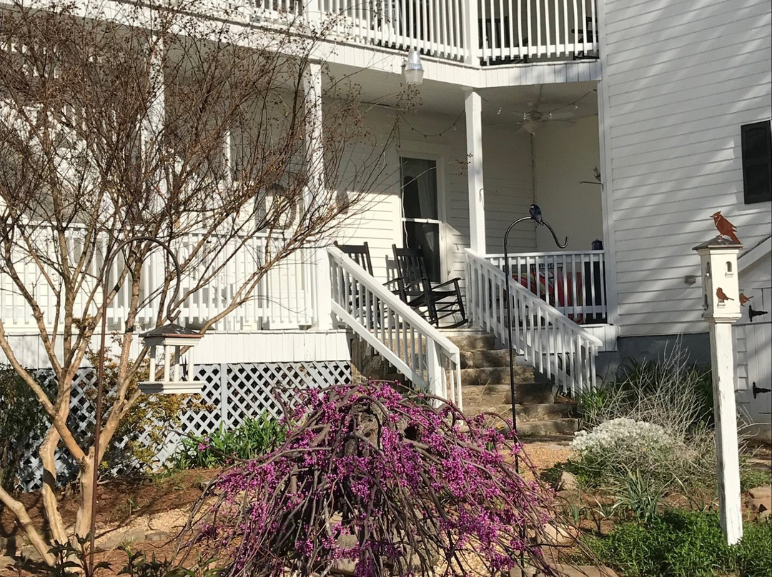 25 East Main B&B主图