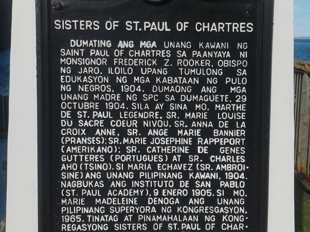 Sisters of St Paul of Chartres Monument景点图片