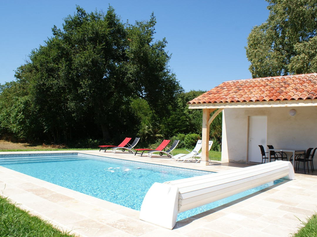 Chateau De Grenier主图