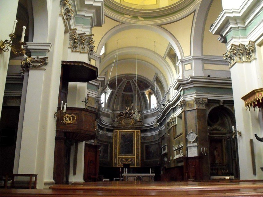 Parrocchia di S. Pietro Apostolo - Cattedrale-塞尼加利亚必去景点